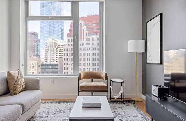 Roomy Downtown/Financial District 1BR w/ W/D & Gym, by Blueground