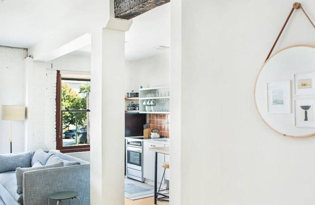 Roomy Hip 2BR in the Heart of Downtown Savannah
