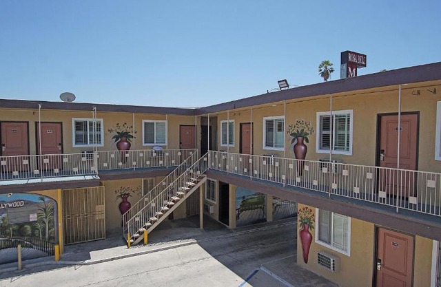 Rosa Bell Motel - Los Angeles