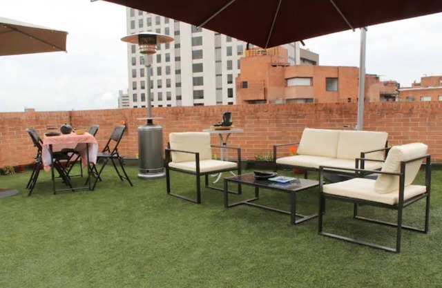 Rosales Penthouse - Long term stays only!