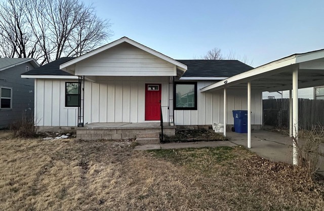 Rose District Charming 3-bedroom house in Broken Arrow with fast wifi