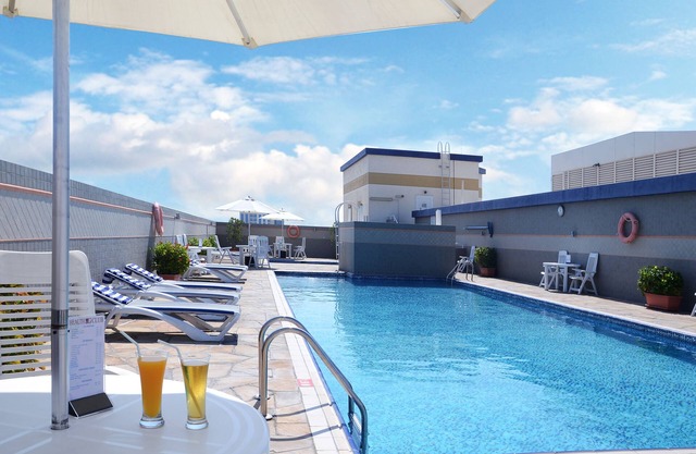 Rose Garden Hotel Apartments Barsha