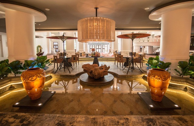 Rose Garden Hotel