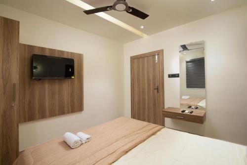 Rosebowl hotels