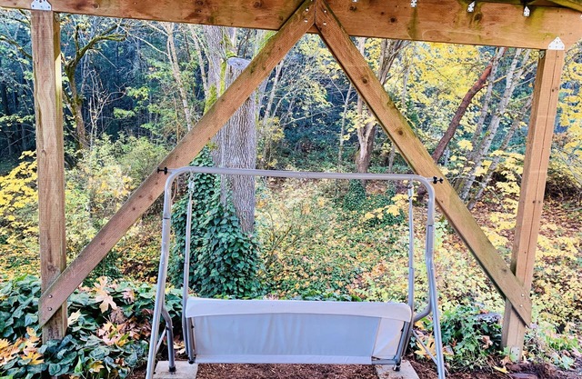 Rosegold Nature Studio- Beautiful Retreat Apartment
