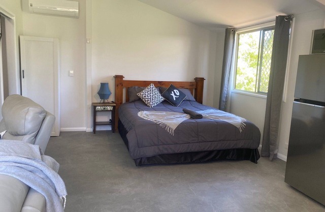 Rosehill cottage retreat & farm stay