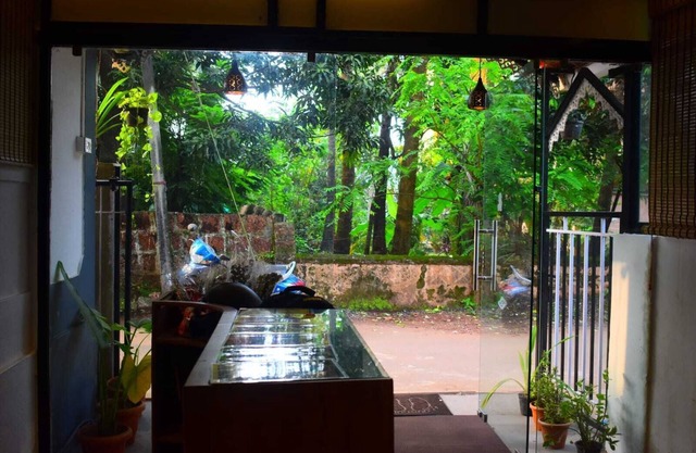 ROSHNI - THE LUXURY GUEST HOUSE
