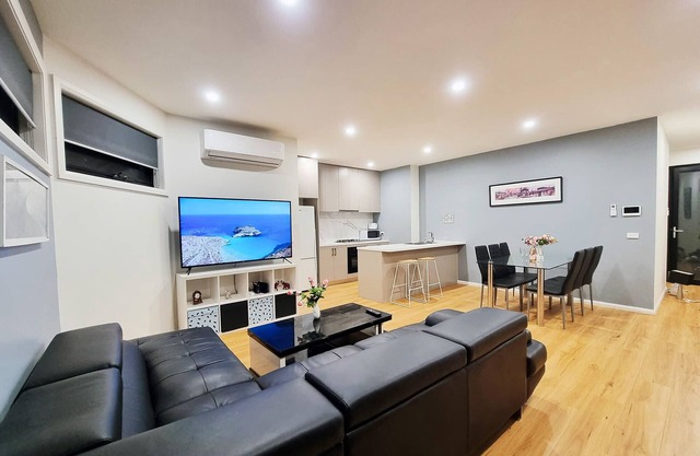 Rosie Townhouse - Modern and comfortable home