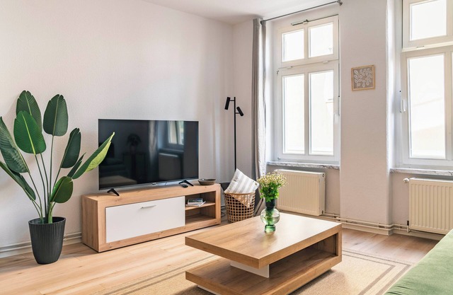 Rosini Living & Stays - Maximi Loft - Central loft for business & family
