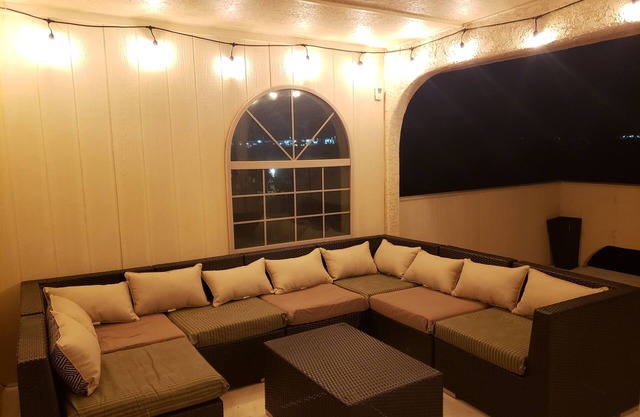 ROTARY PARK, LAUGHLIN/BULLHEAD CITY, RIVER RETREAT - RV HOOKUPS
