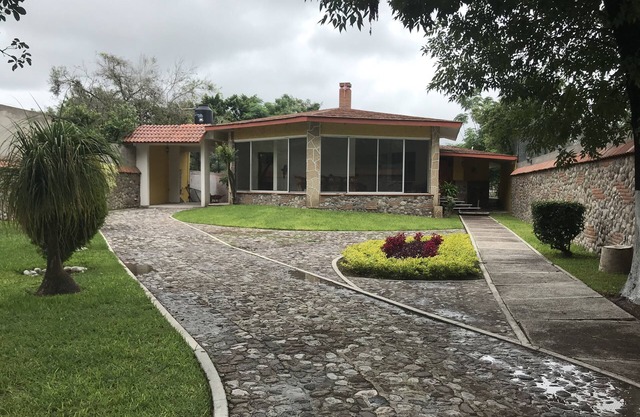 Casa redonda a 15 minutos de la media luna
