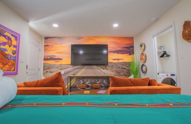 This apartment is a 0 bedroom(s), 1 bathrooms, located in Albuquerque, NM.