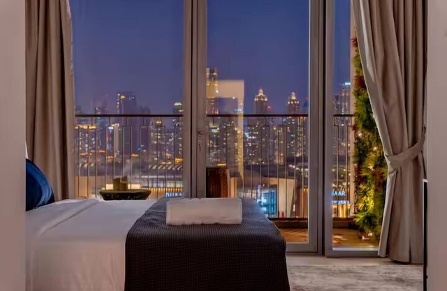 Rove Haven Crown 4BR Burj Dubai Mall