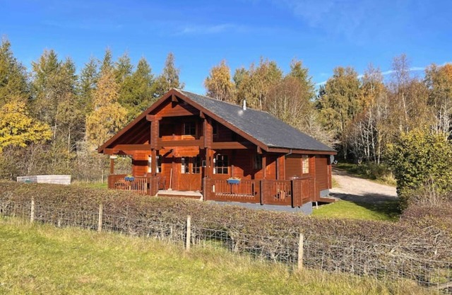 Rowan Lodge at Big Sky. Family friendly cabin in the Scottish Highlands.