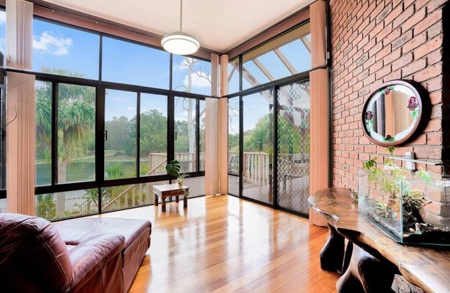 Rowville 3BR family Lakeside Retreat