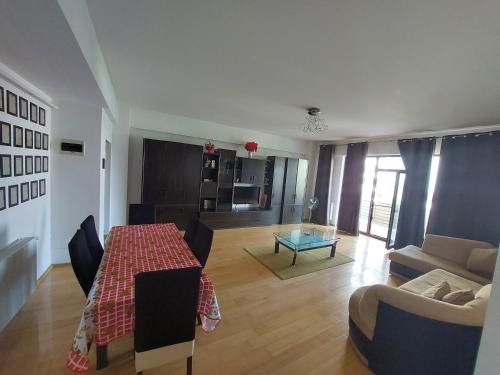 Roxana apartament 3 camere