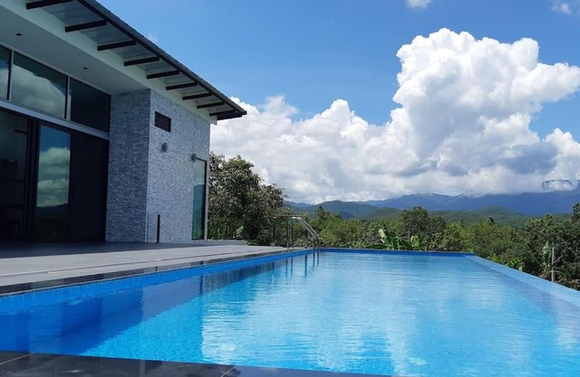 Roxana Resort
