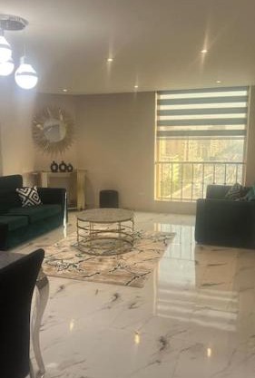 Roxy Square Apartment