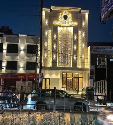 Royal 9 hotel & Banquet