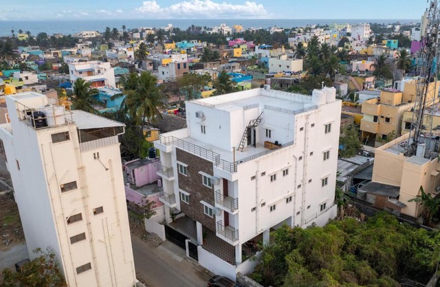 Royal Beach Service Apartment