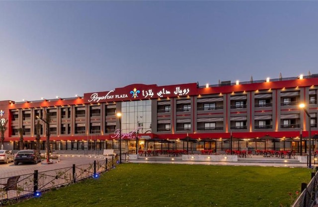 Royal Day Plaza Hotel