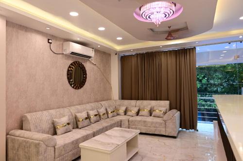 Royal Galaxy Homes