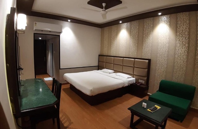 Royal Garden Resort