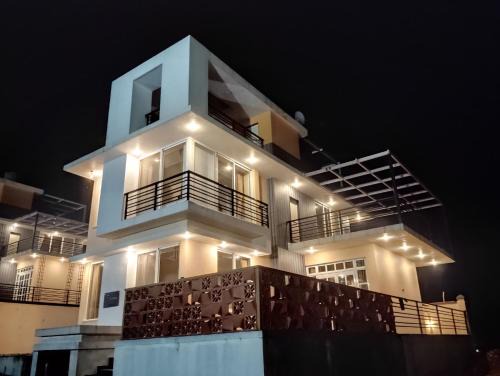 ROYAL MEADOWS IGATPURI Private Pool Villa F