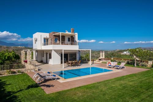Royal nest villa Pitsidia
