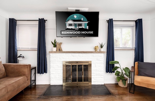 Royal Oak - Cheerful Centrally located 5 bedroom