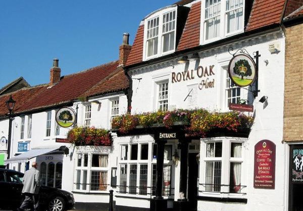 Royal Oak Hotel