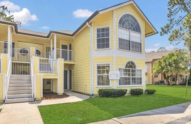 Royal Palm Bay Family Fun 3-bd Condo 15 min from Disney - Pets welcomed