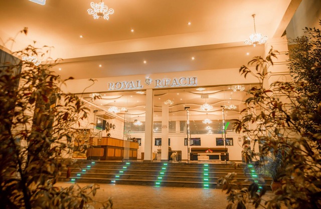 Royal Reach Udawalawe