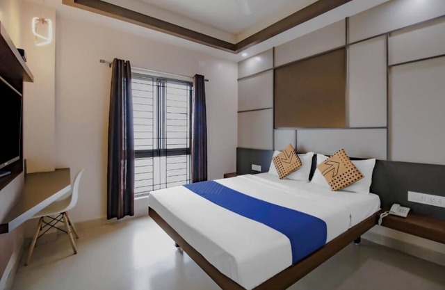 Royal Regency Lodge