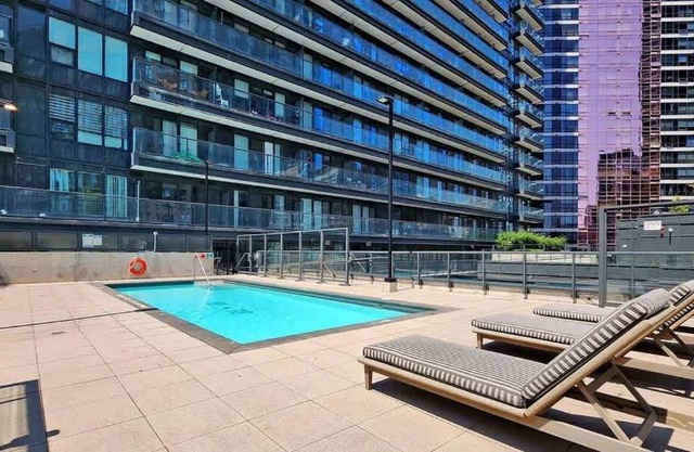 Royal Retreat 1B Condo in Downtown Toronto Yorkville