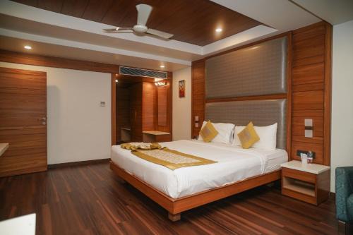 Royal Ritis Hubballi