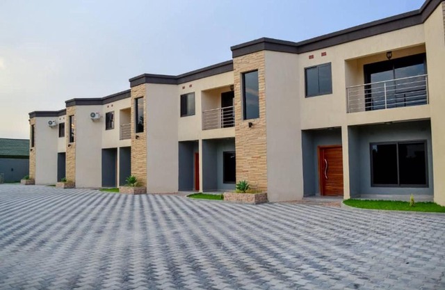 Royal Suites Apartments