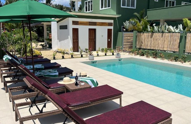 ROYAL SUITES - PORT BARTON