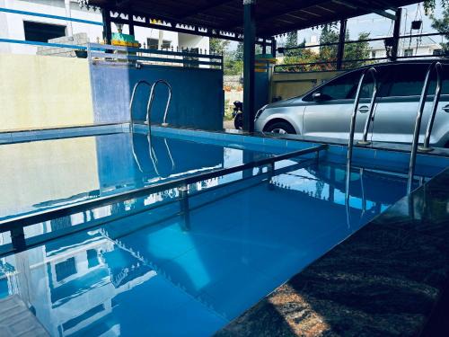 RS Villa Yelagiri