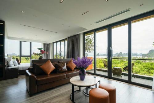 Ruby Hotel Van Don