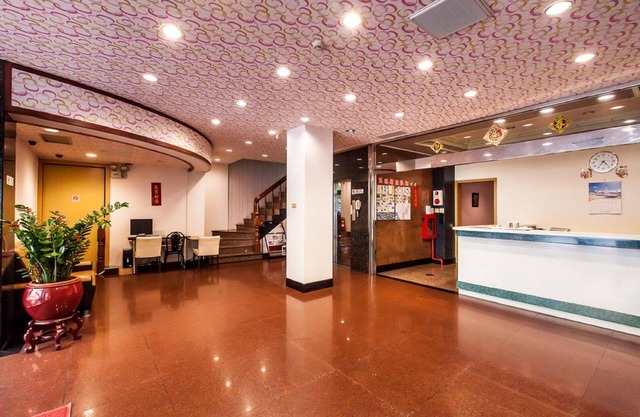 Ruei Gung Business Hotel