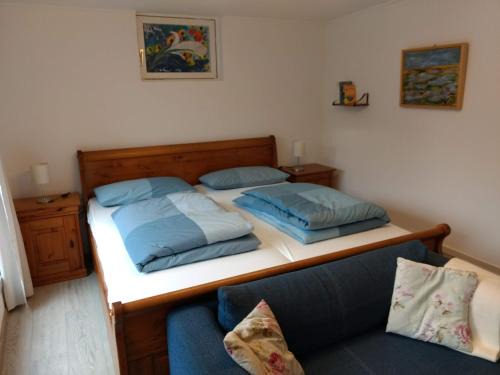 Ruhiges, gemütliches Zimmer mit Bad für 2 Personen, mit Gartenterasse