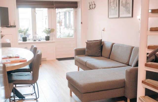 Ruime Vakantiewoning, Vlakbij Strand en Gezellige Dorpscentrum van Egmond