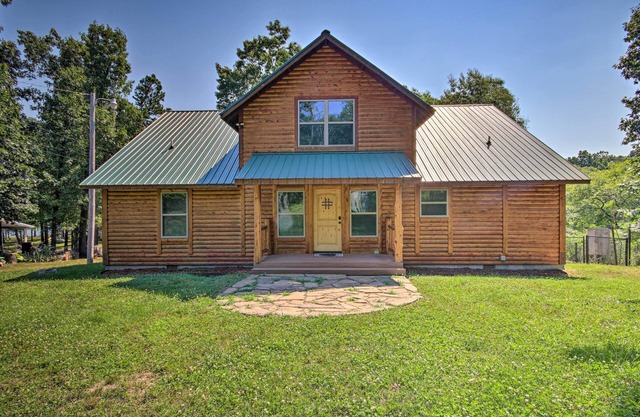 'RuKaRaSa Cabin' w/ Yard & Dock at Grand Lake
