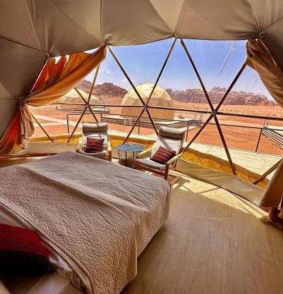 RUM FLORAA LUxURY CAMP