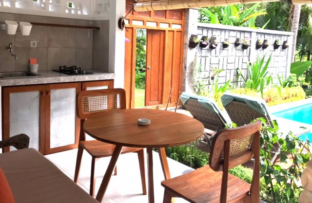 Rumah Taman Kutuh