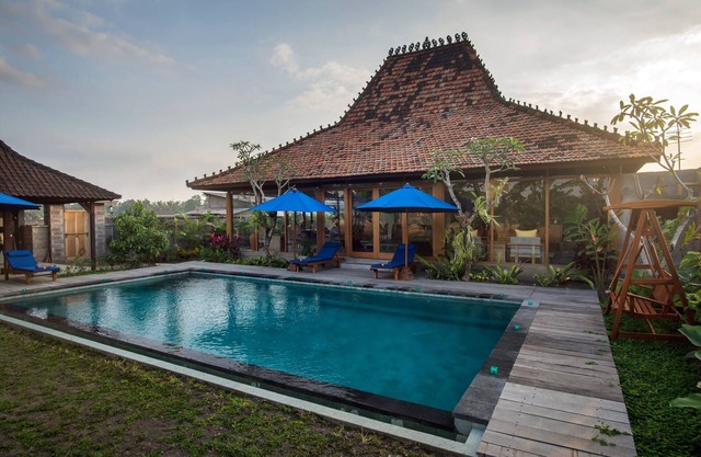 Rumah Tyang Mengwi: located in the midst of a rice paddy — just north of Canggu!