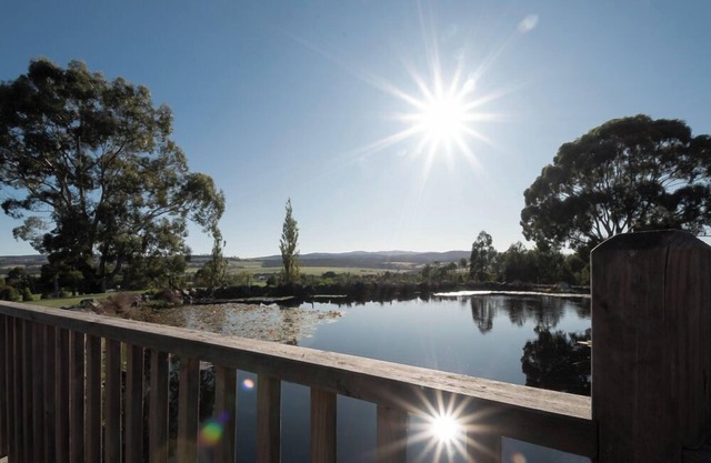 Rural Apartment with Stunning Views!