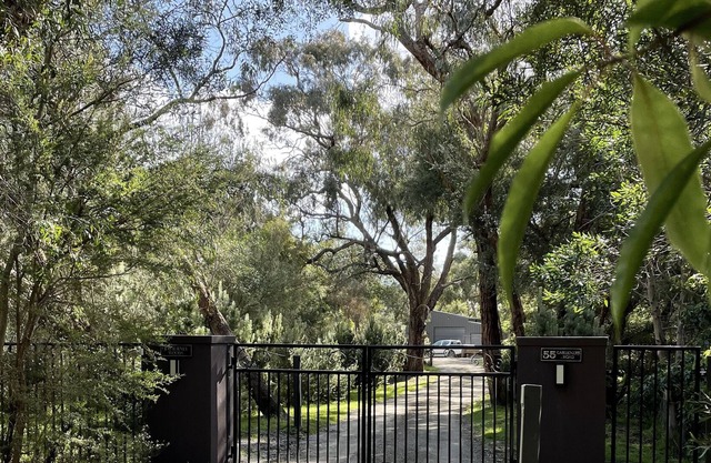 Rural Bush Retreat - 10 min from Beach - Gateway to the Mornington Peninsuala