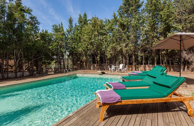 Casa rural "Masia del Siglo XVI" con piscina privada y Wi-Fi